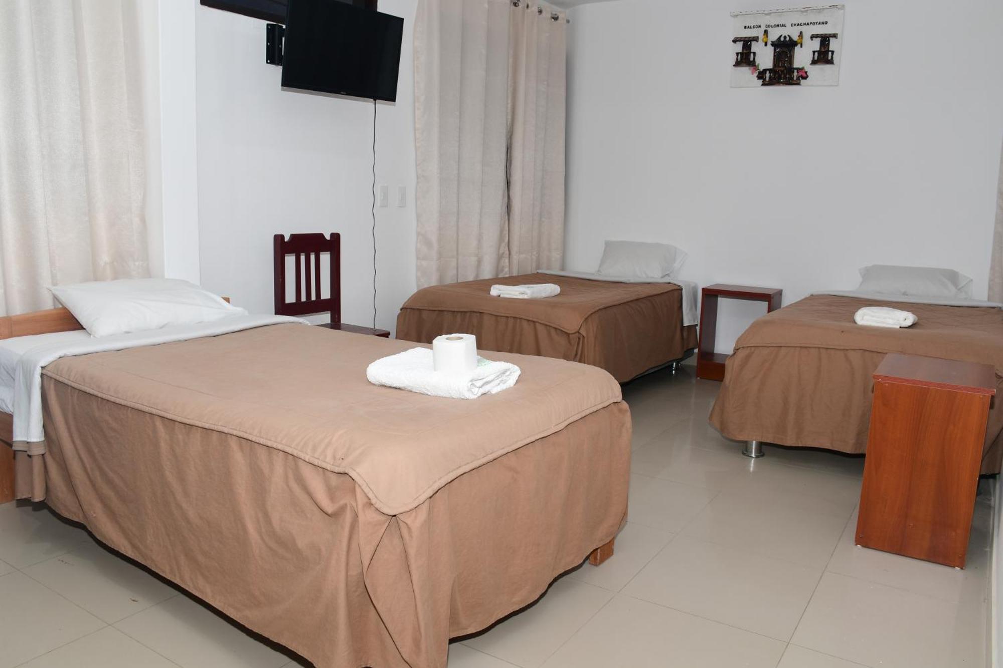 La Casa Del Turista Hotel ชาชาโปยาส ภายนอก รูปภาพ