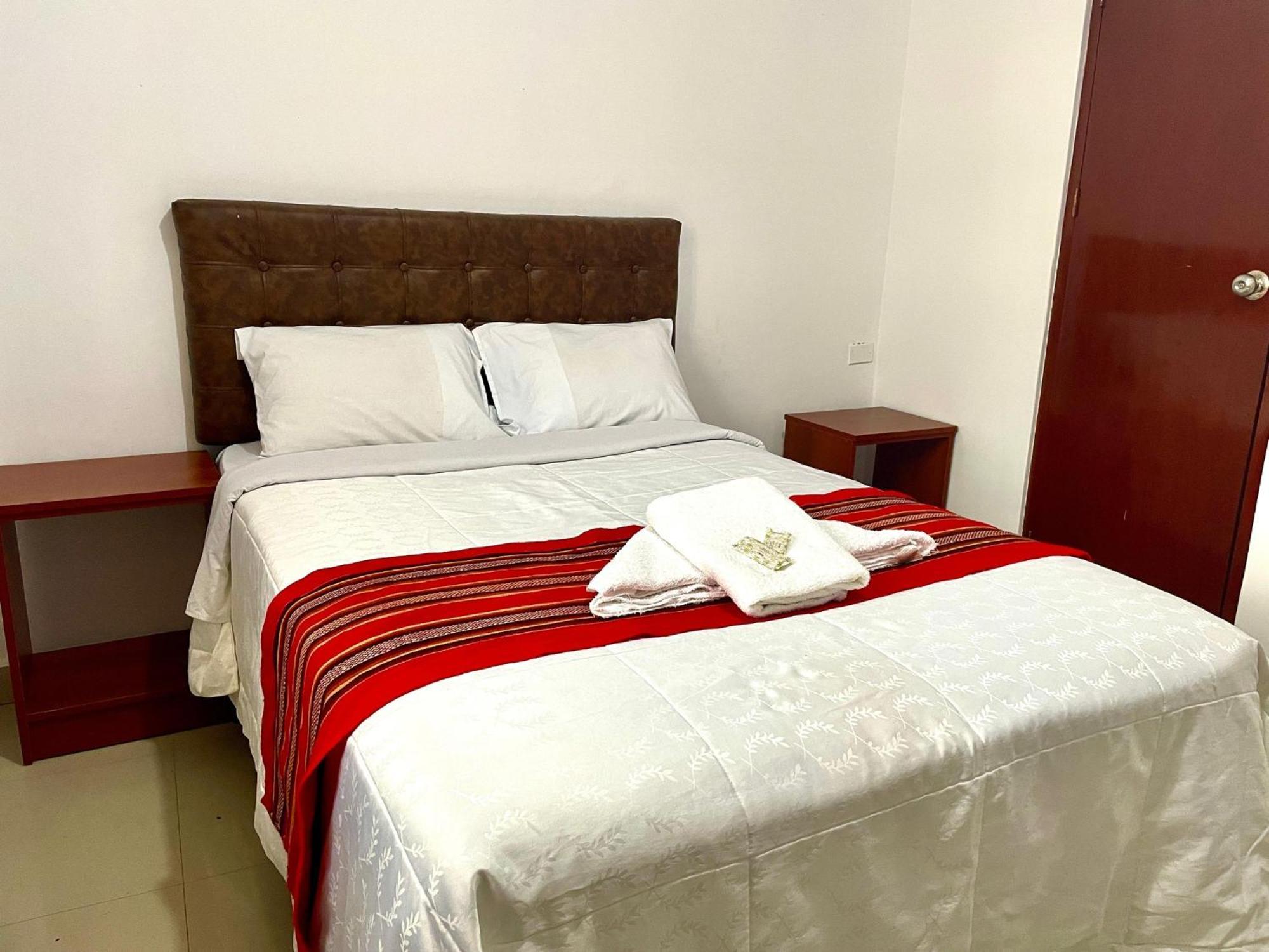 La Casa Del Turista Hotel ชาชาโปยาส ภายนอก รูปภาพ